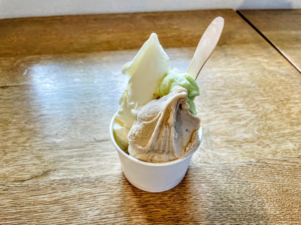 雪だるま物産館ジェラート