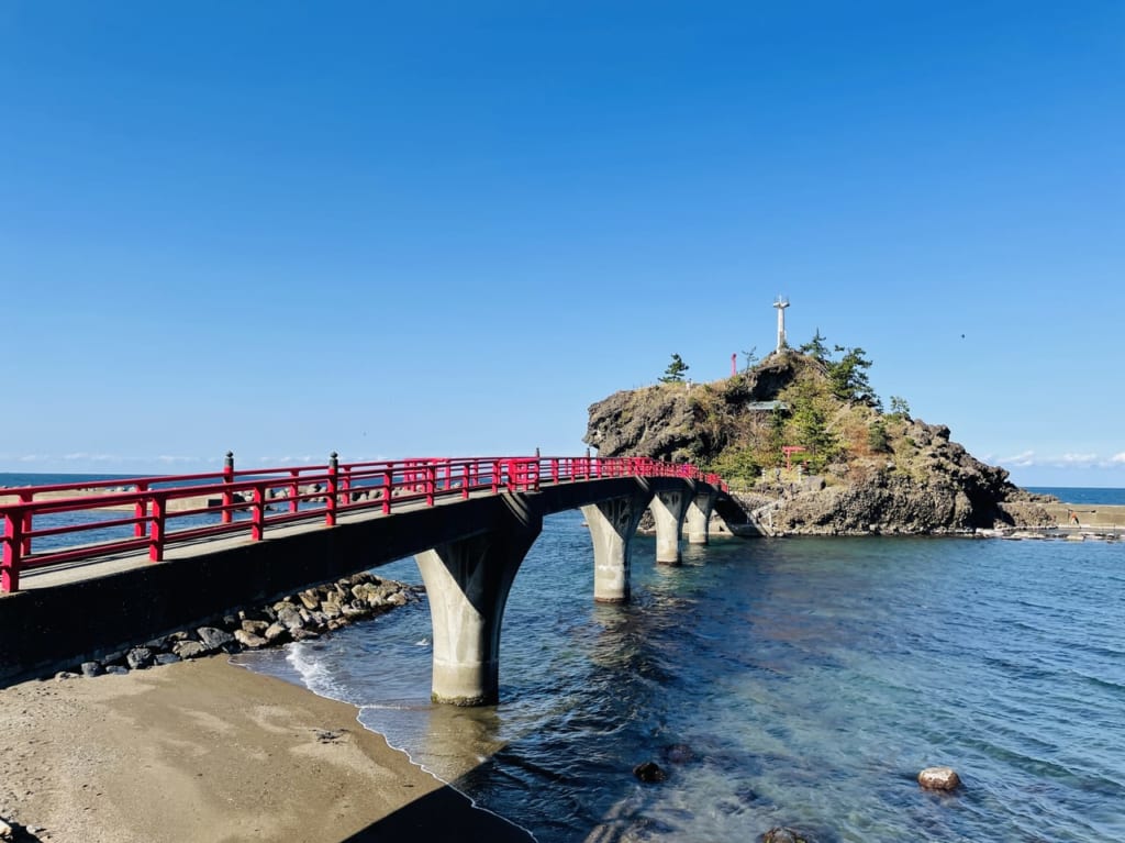 弁天岩