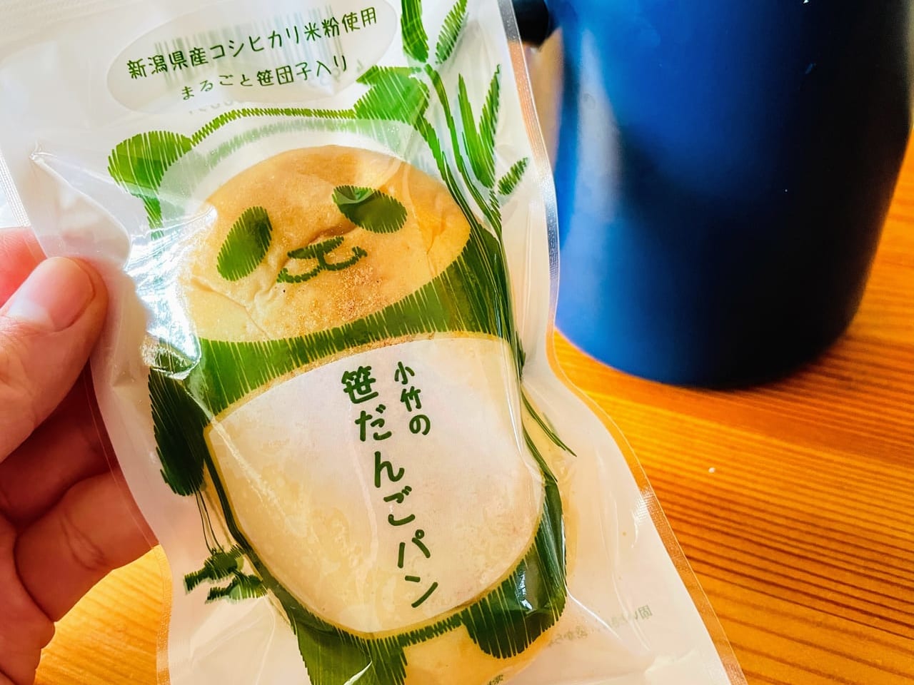 小竹製菓の笹団子パン