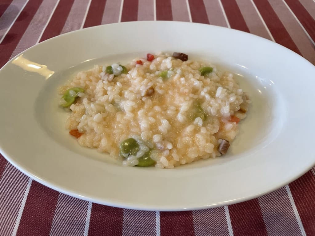 イタリア食堂 リポッソ（自家製ベーコンと空豆のリゾット）
