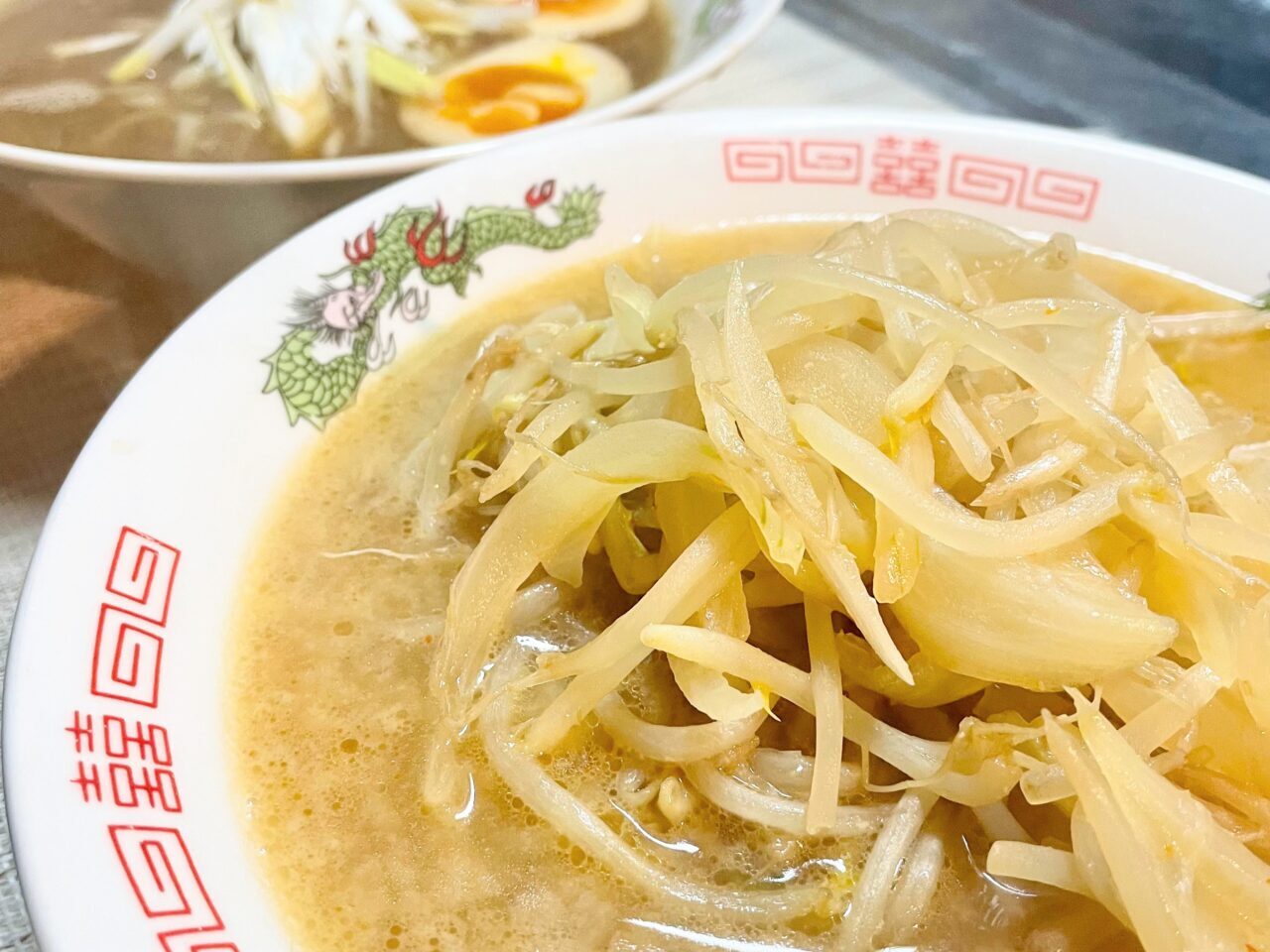 家系総本山 吉村家と食堂ニューミサのコラボラーメン