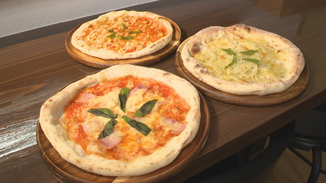 くじらカフェのピザ