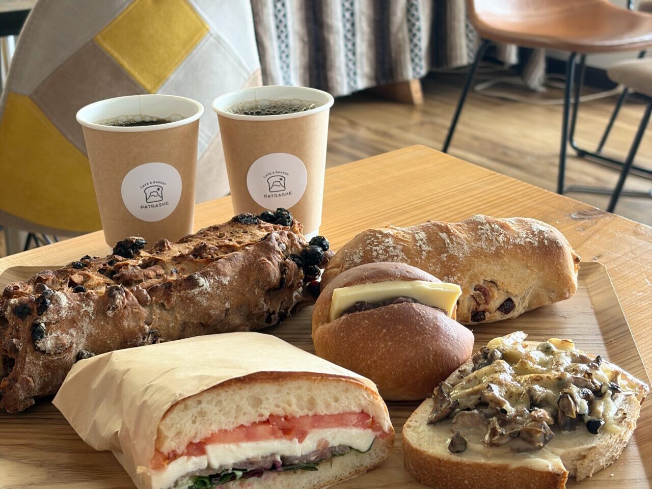 CAFE&BAKERY PATRASHE (カフェ&ベーカリー パトラッシュ)
