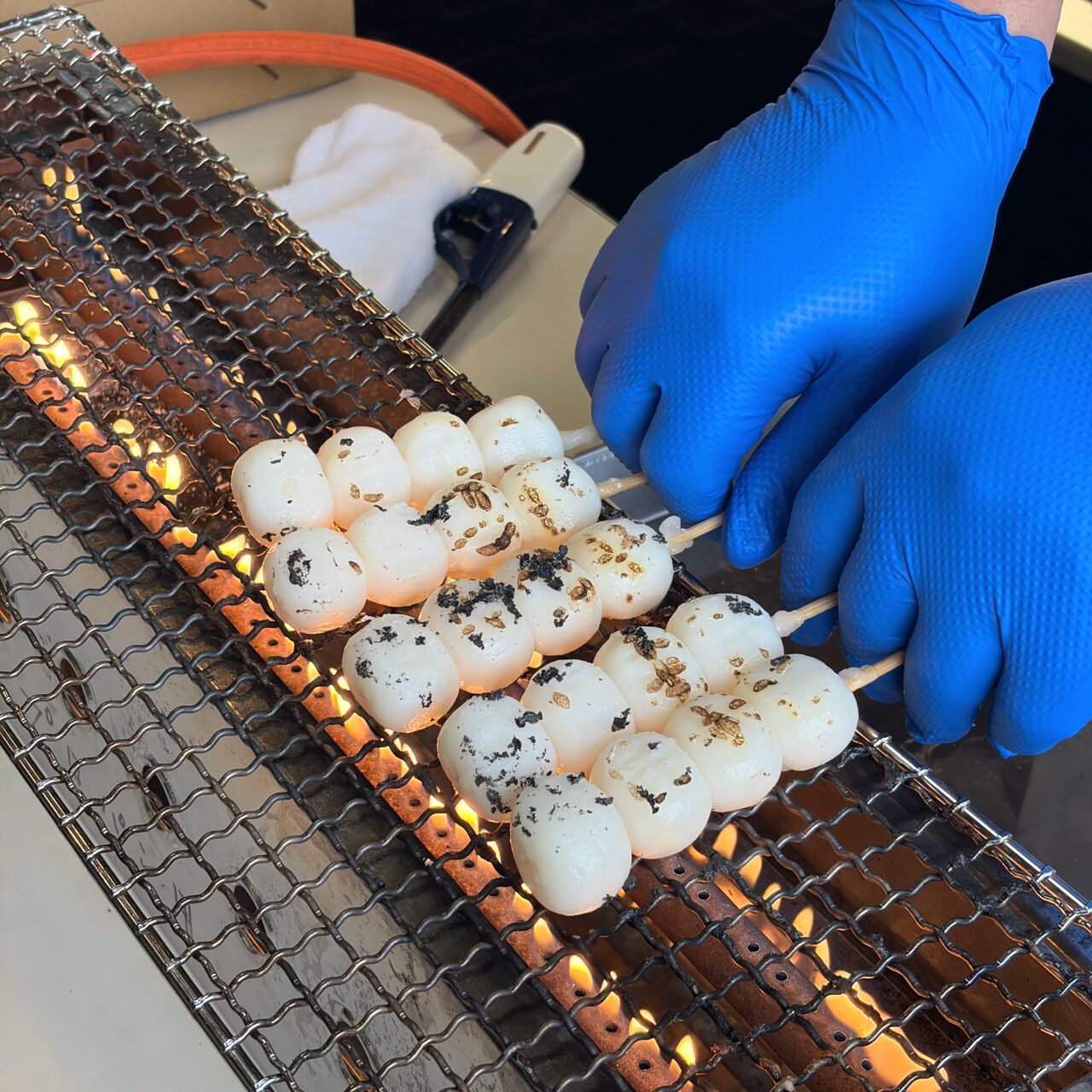 御菓子処かの子の店頭実演販売