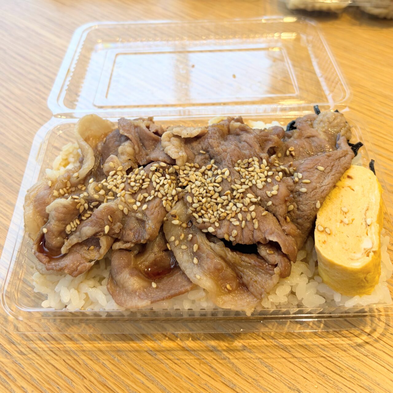 リーズナブルなお弁当とお惣菜のお店「冨塚ストア」がプレオープン中