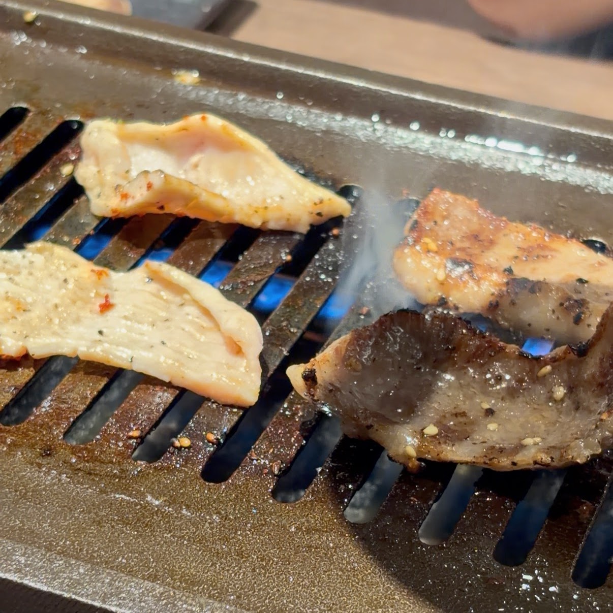 焼肉モランボン 市役所前店限定! 名物メニューもたっぷり味わえるお得な食べ放題コースが登場