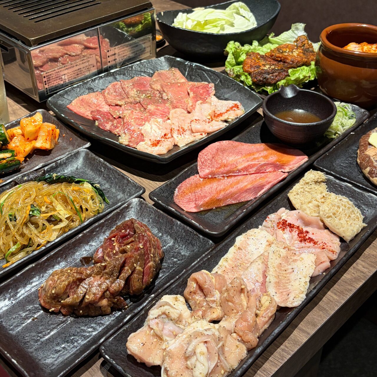 焼肉モランボン 市役所前店限定! 名物メニューもたっぷり味わえるお得な食べ放題コースが登場