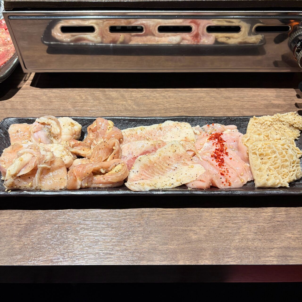 焼肉モランボン 市役所前店限定! 名物メニューもたっぷり味わえるお得な食べ放題コースが登場