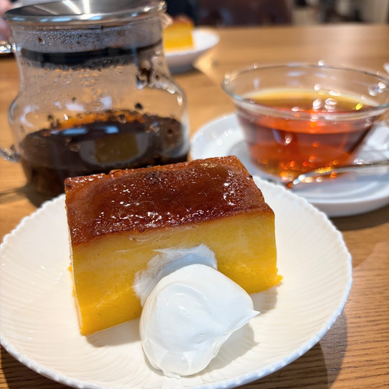 愛犬と過ごせるカフェ「Cafel(カフェル)」で秋限定の濃厚かぼちゃプリンが登場